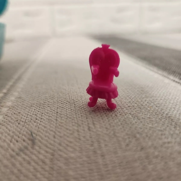 Polly Pocket 'Dance Par-Taay' Case Playset with Vintage Polly - Picture 5 of 16